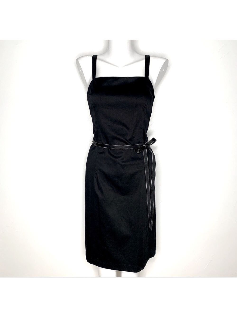 𝅺LILY NWT LBD In Stretchy Cotton